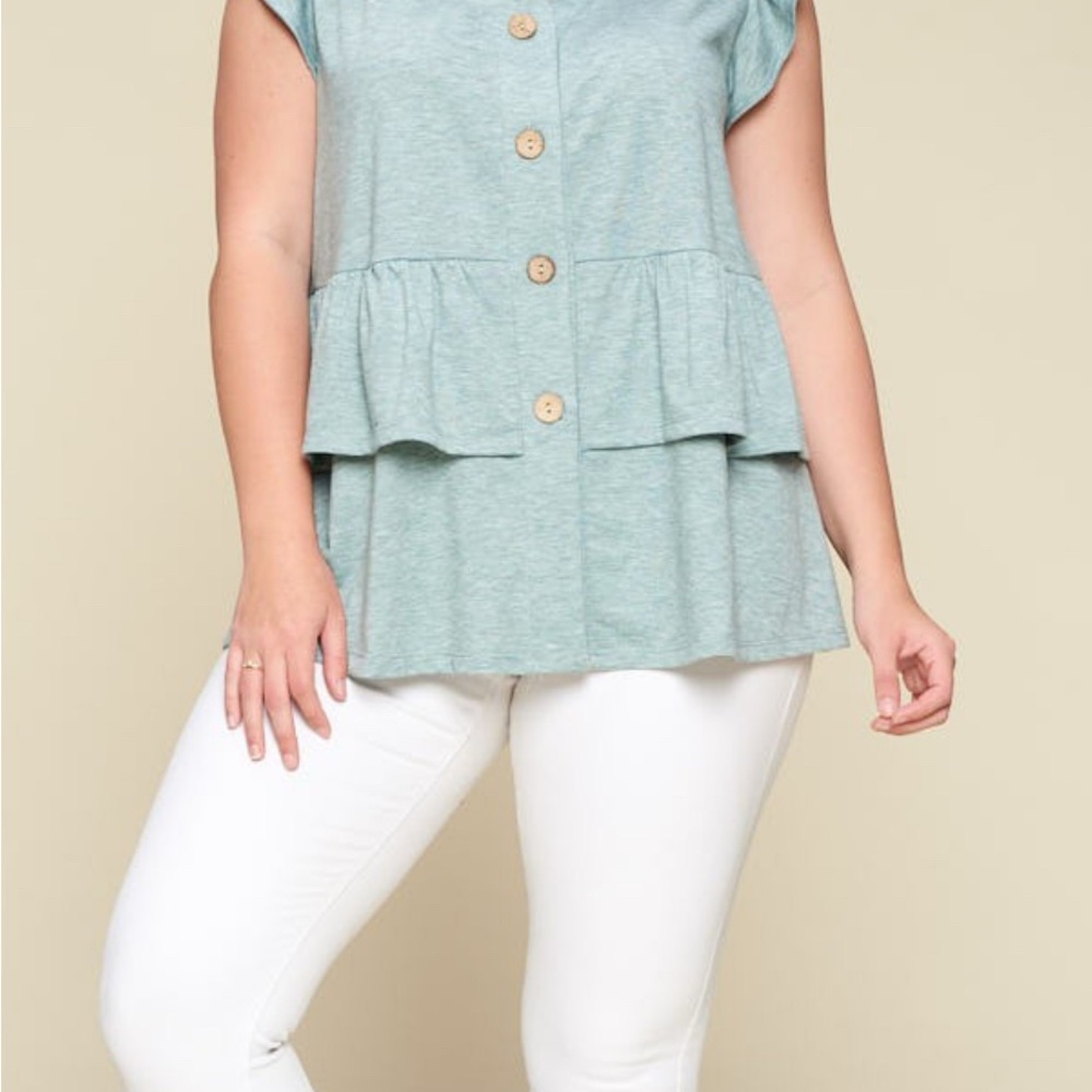 NWT BOUTIQUE_ MADE IN THE USA!!! Plus size solid button flutter sleeve top teal